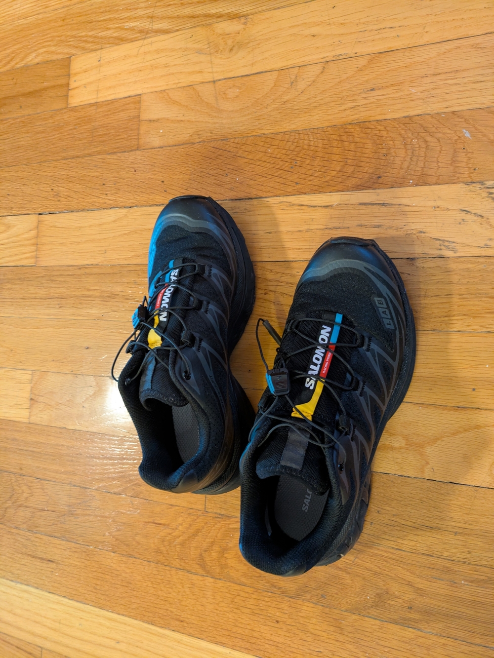 Salomon Unisex Black Trail Running Shoes